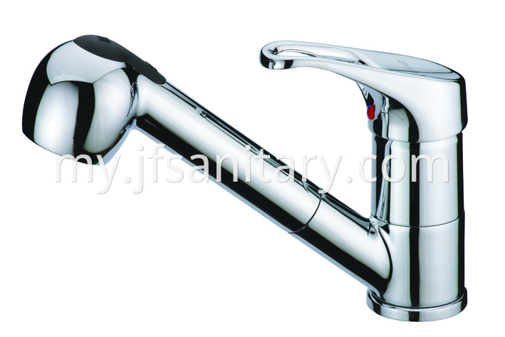 Single handle kitchen pullout faucet